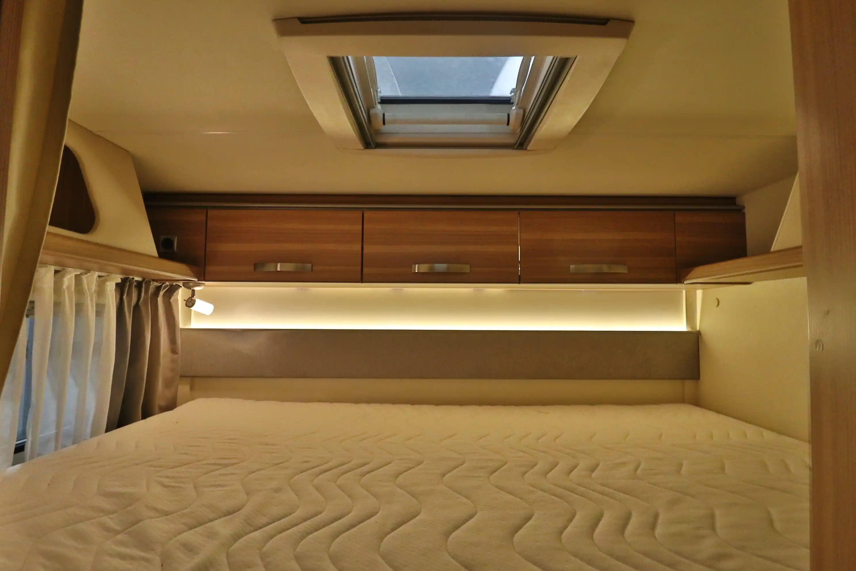 WEINSBERG Cara Home 700 DG